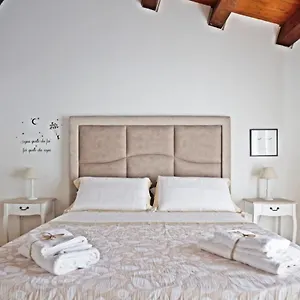 la-casa-di-filippo-1.sicilyhotelsitaly.net/